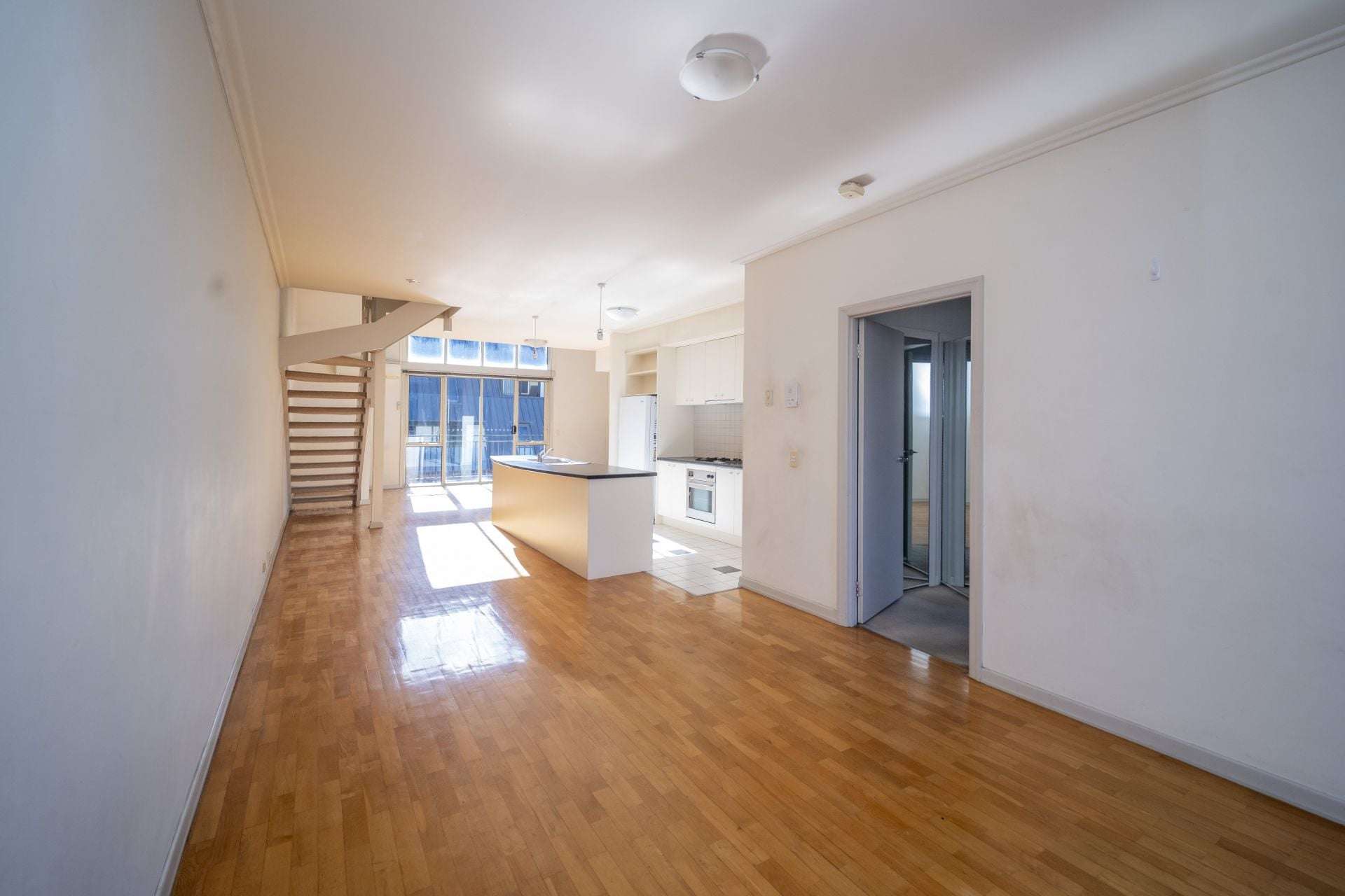 94/108 Greville Street, Prahran Sold by Farmbuy.com - image 2