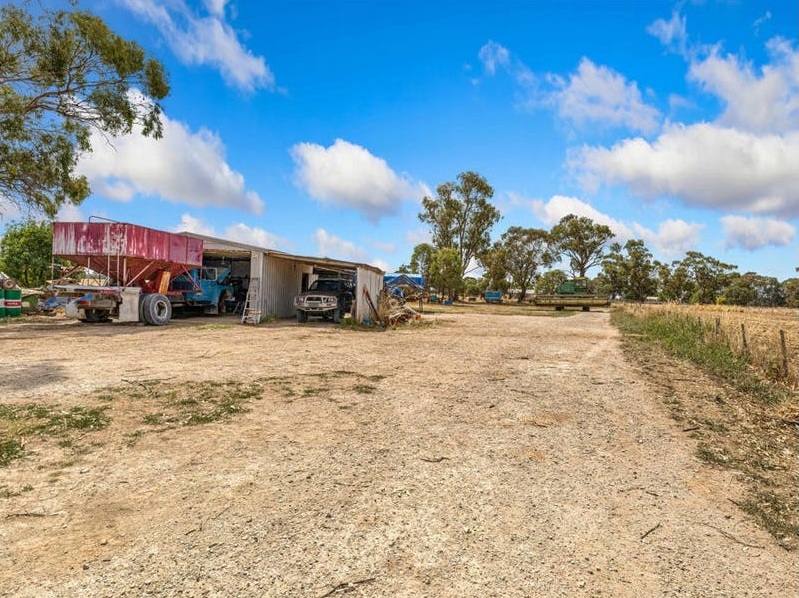 1226 Wilson Road, Tongala For Sale by Farmbuy.com - image 15