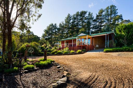 25 Old Reservoir Road, Chewton VIC 3451