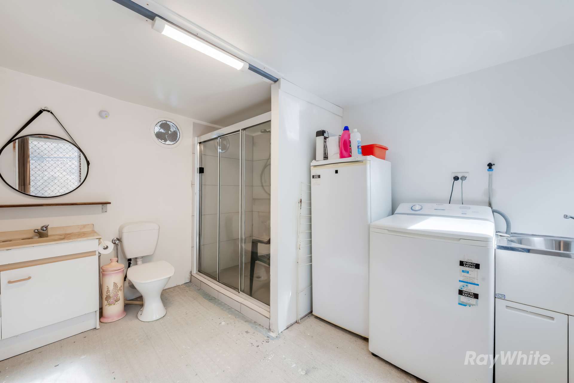 146 River Pines Drive, Delan For Sale by Farmbuy.com - image 10