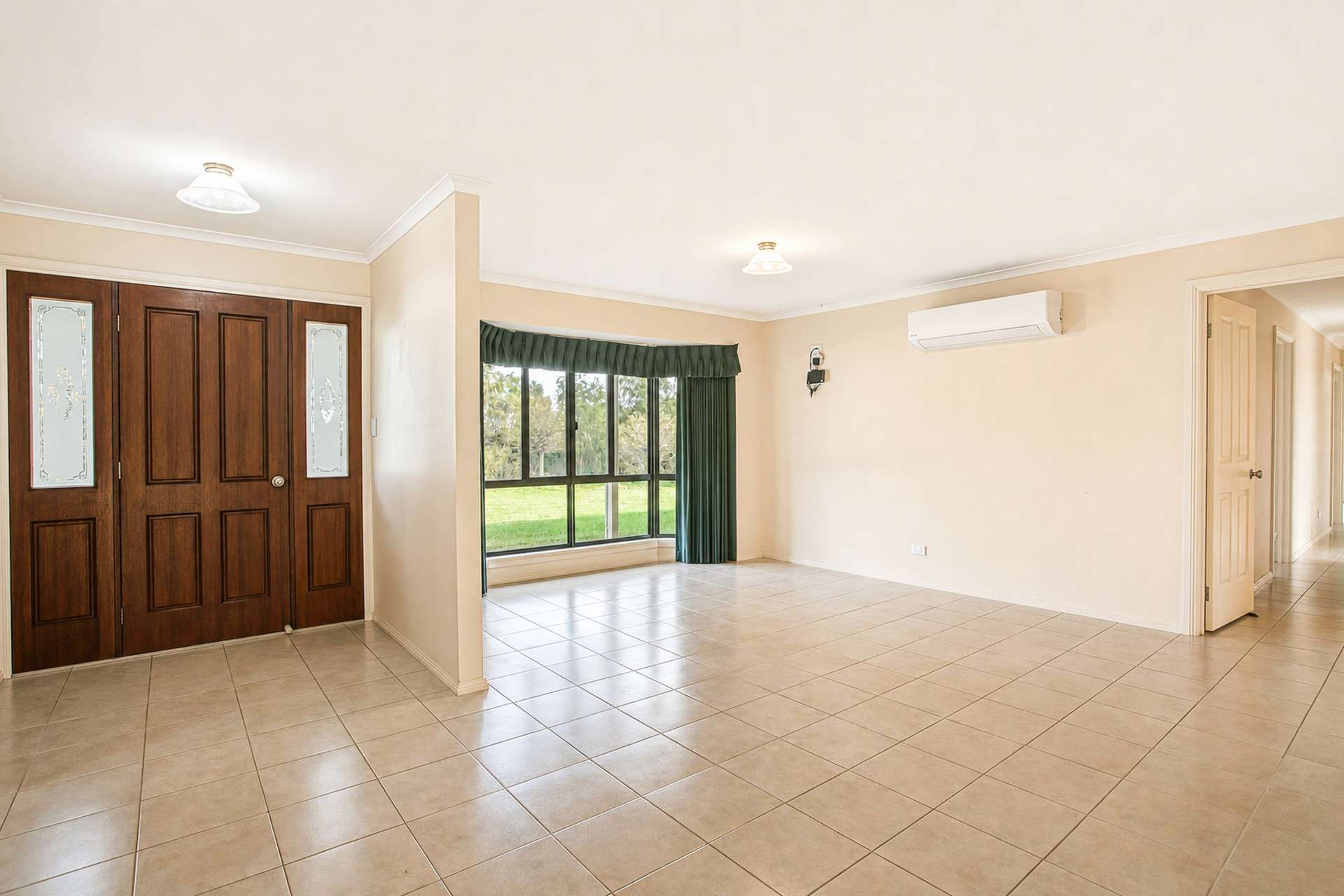 19 Lorimer Road, Naracoorte For Sale by Farmbuy.com - image 5