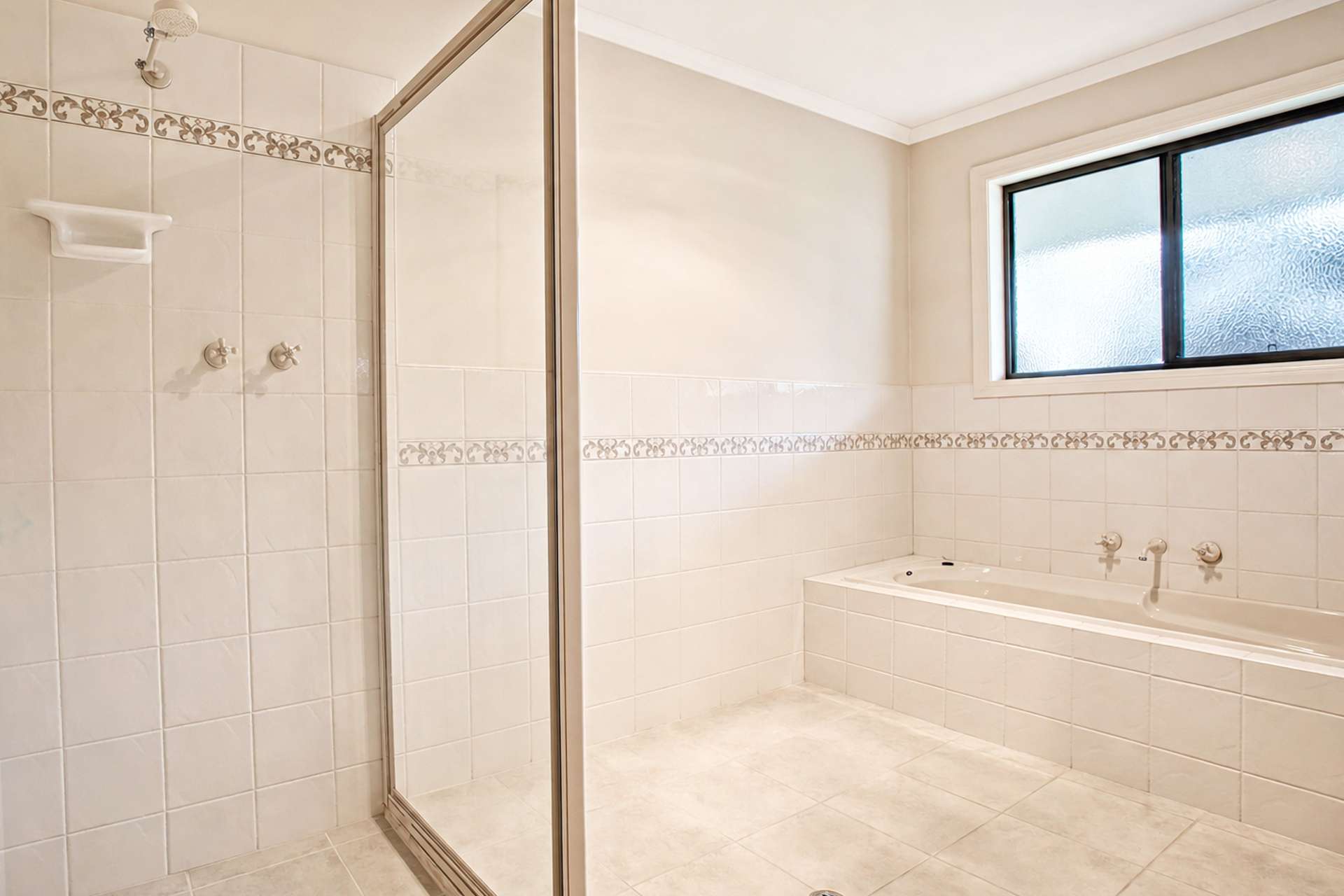 19 Lorimer Road, Naracoorte For Sale by Farmbuy.com - image 12