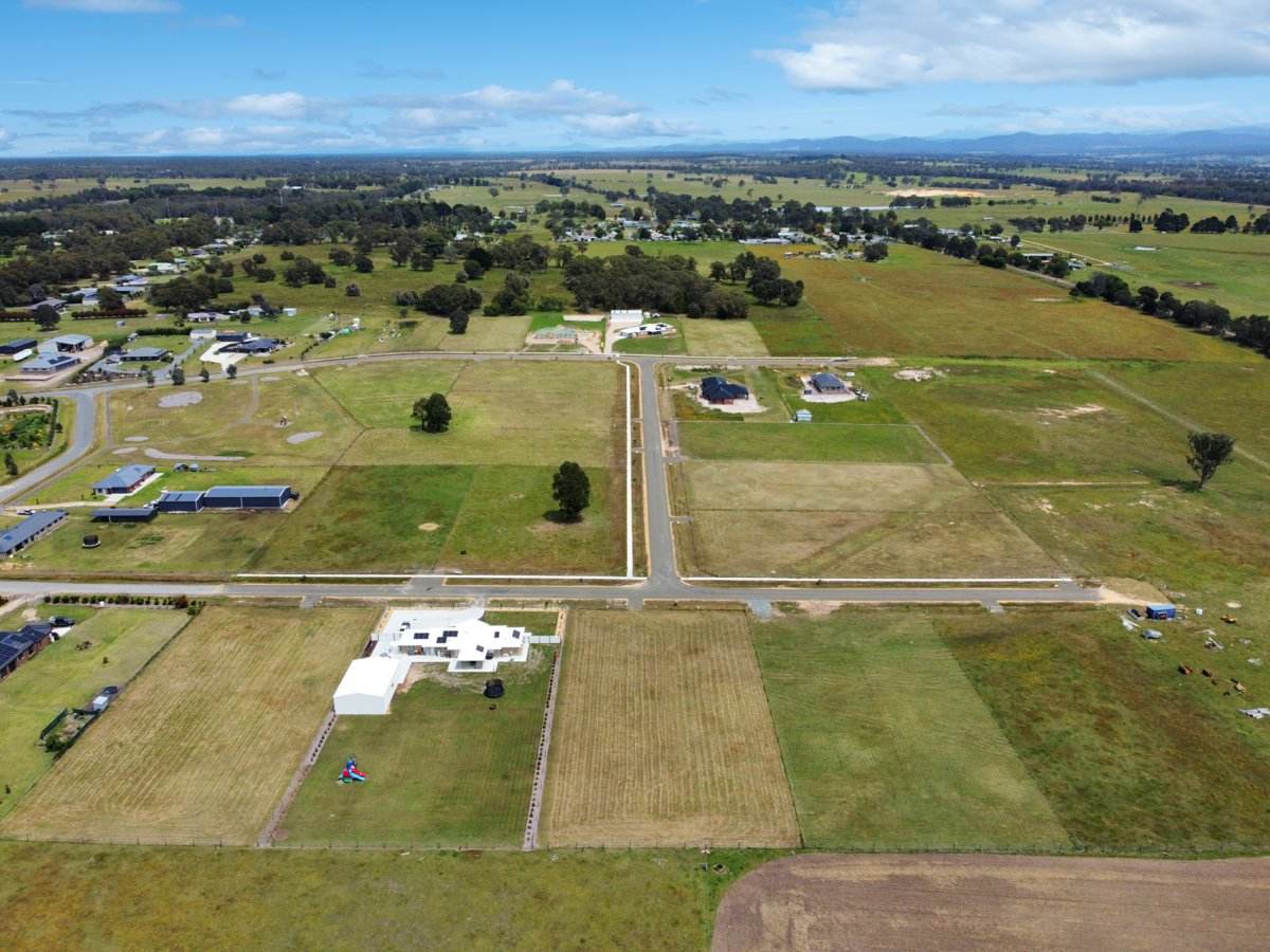 36 Hawkins Crescent, Lindenow South For Sale by Farmbuy.com - image 4