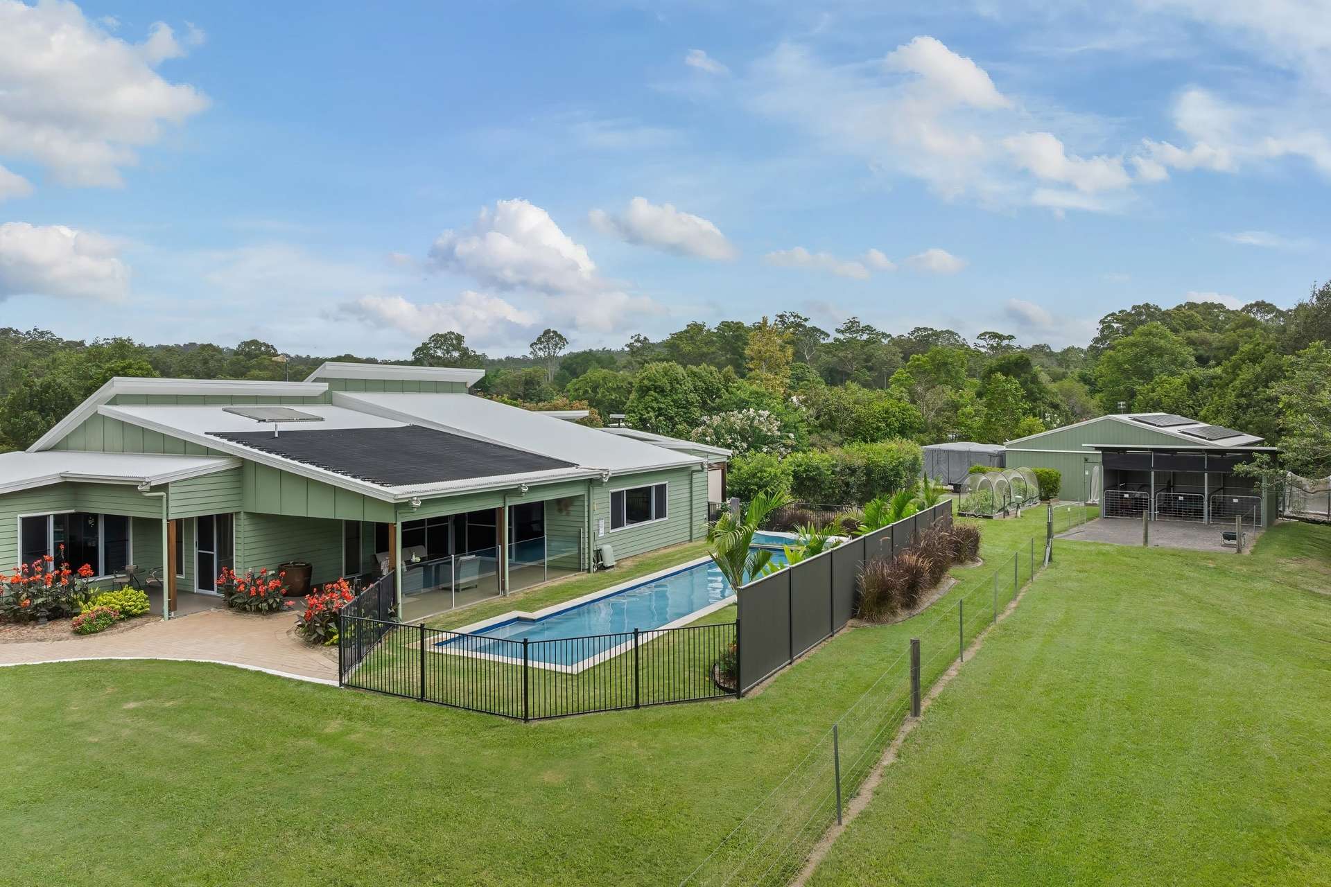 48 Hamilton Close, Mooloolah Valley For Sale by Farmbuy.com - image 2
