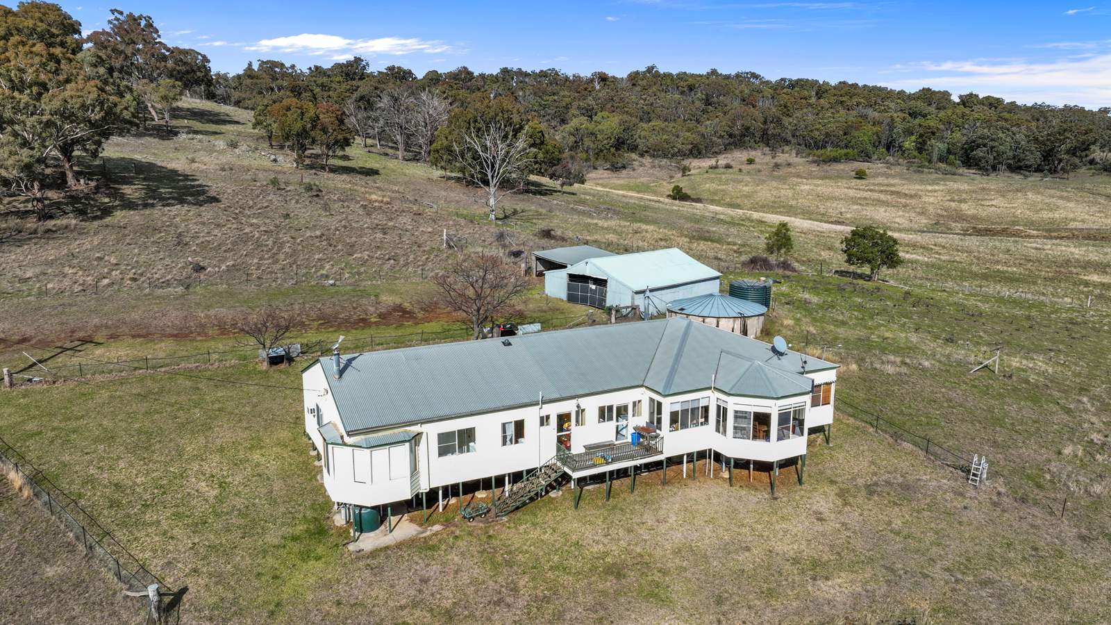 "Roseneath" Roseneath Road, Watsons Creek For Sale by Farmbuy.com - image 2