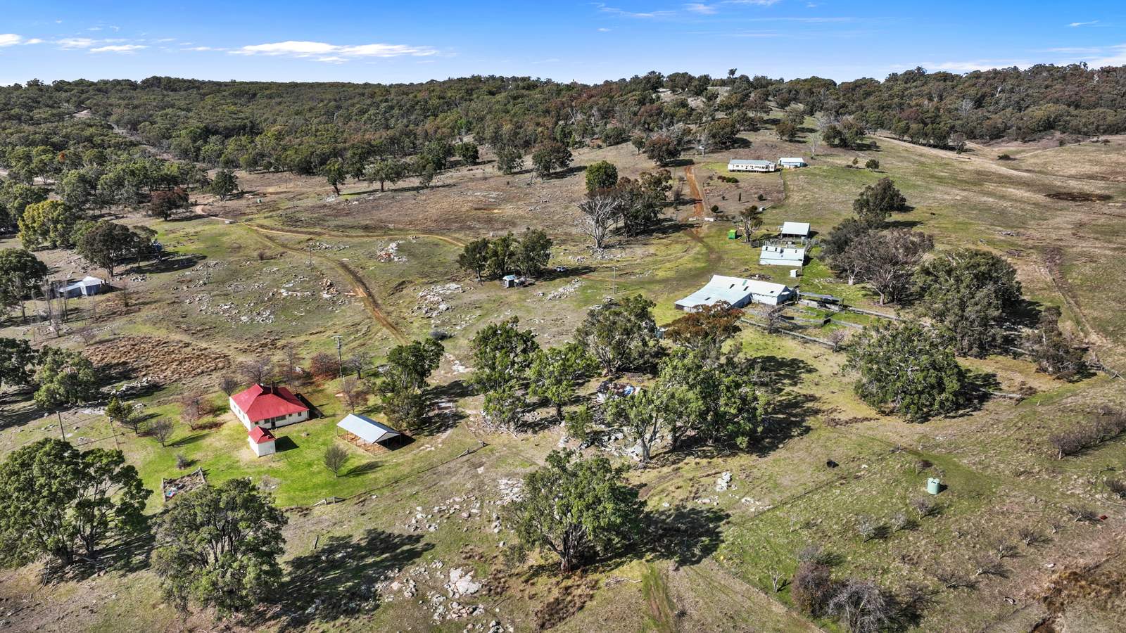 "Roseneath" Roseneath Road, Watsons Creek For Sale by Farmbuy.com - image 8