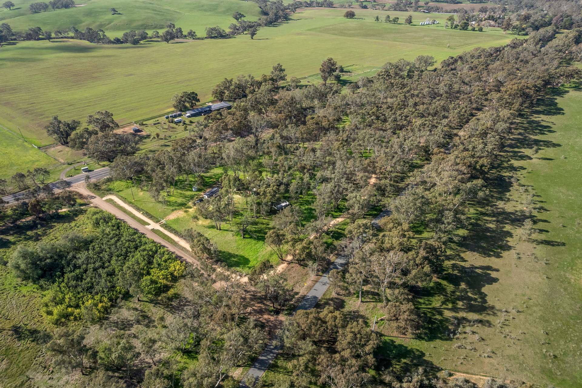 7 Derrinal Station Lane, Heathcote For Sale by Farmbuy.com - image 15