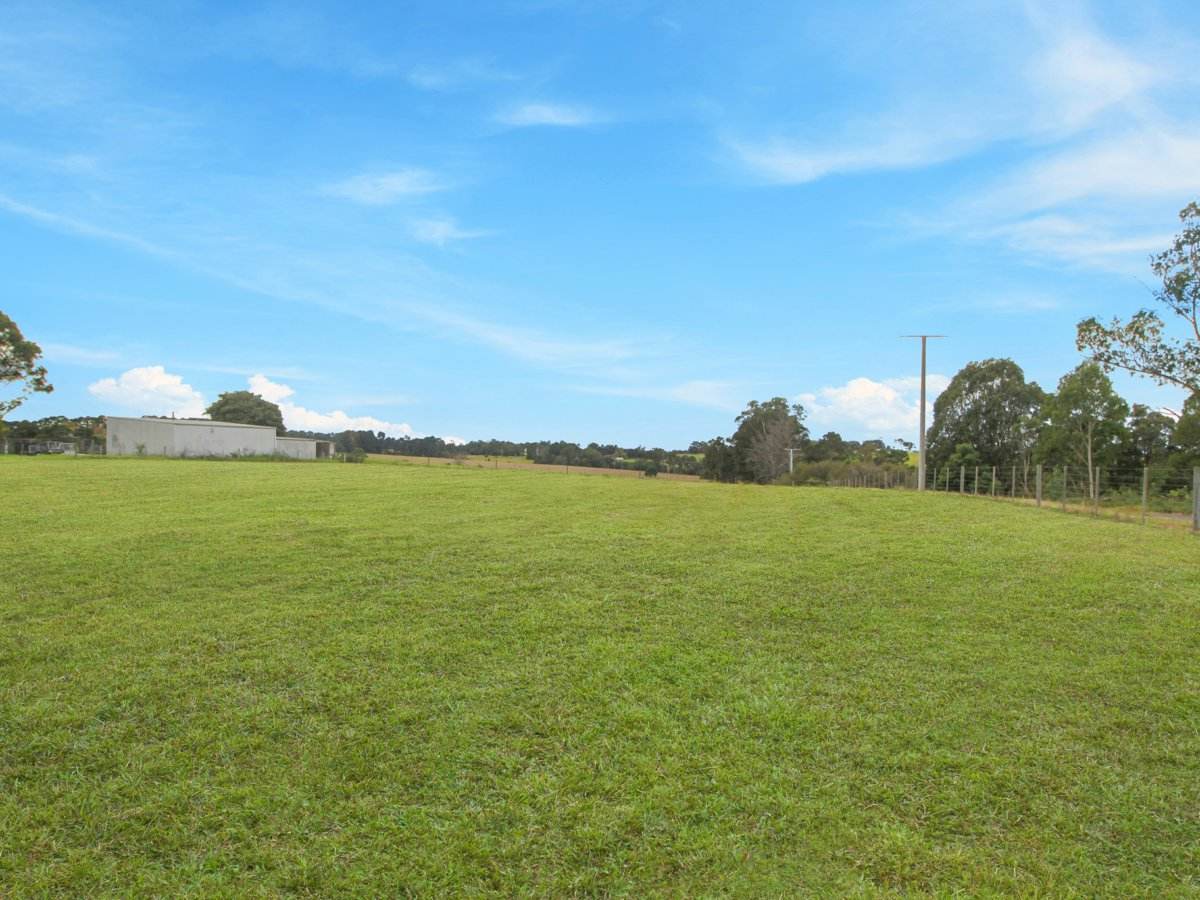 5 McNamaras Road, Sarsfield For Sale by Farmbuy.com - image 4