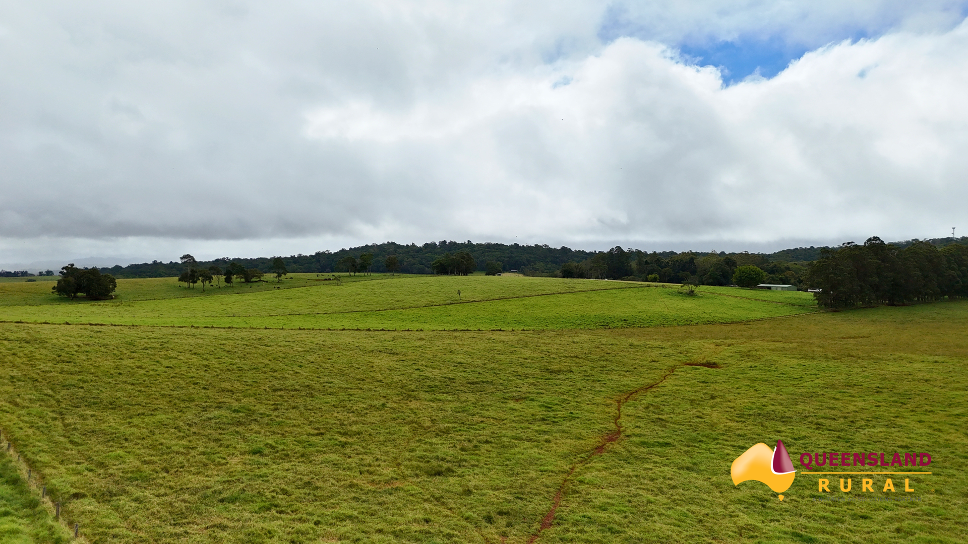 Lake Eacham For Sale by Farmbuy.com - image 1