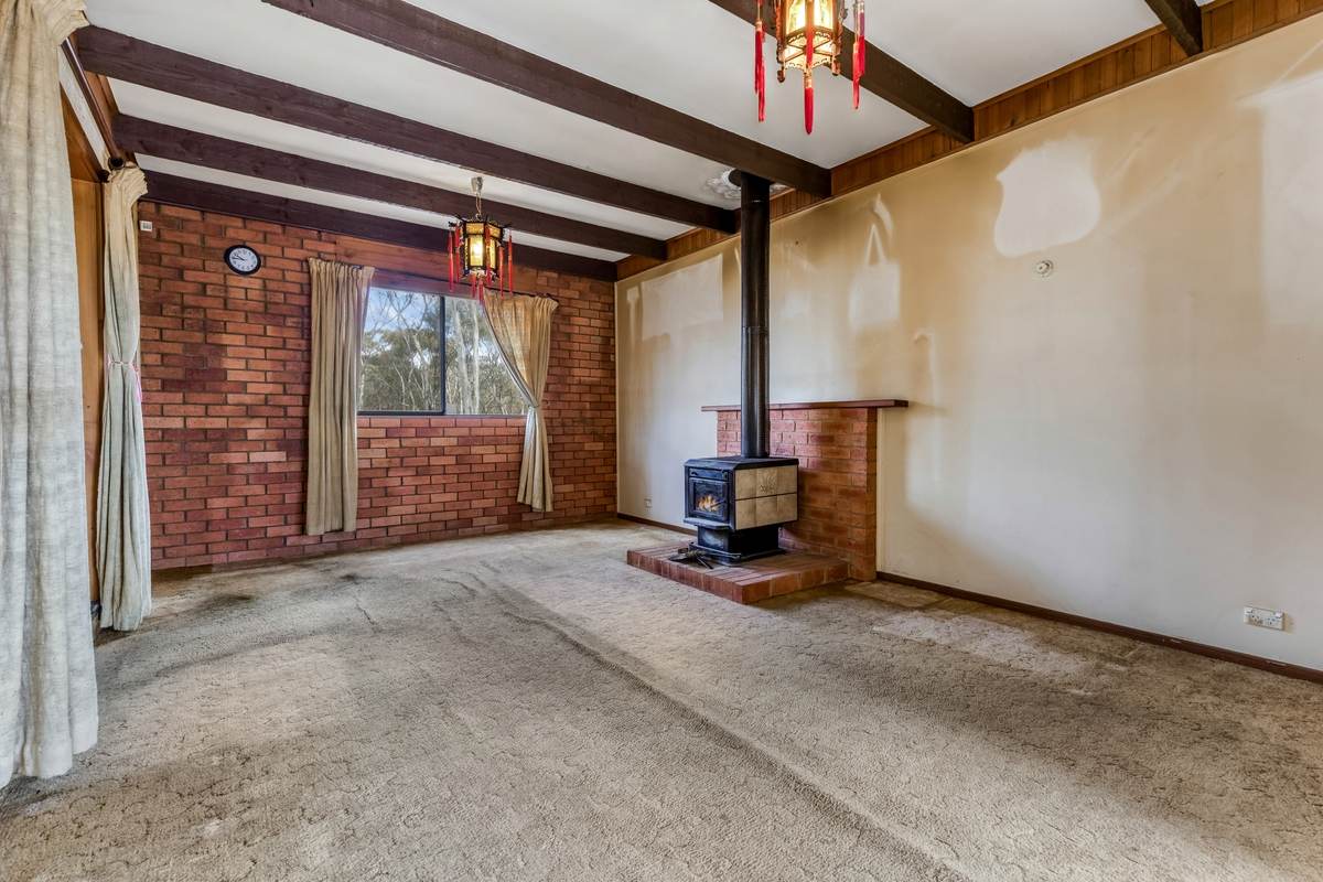 24 Scotts Crescent, Heathcote For Sale by Farmbuy.com - image 3