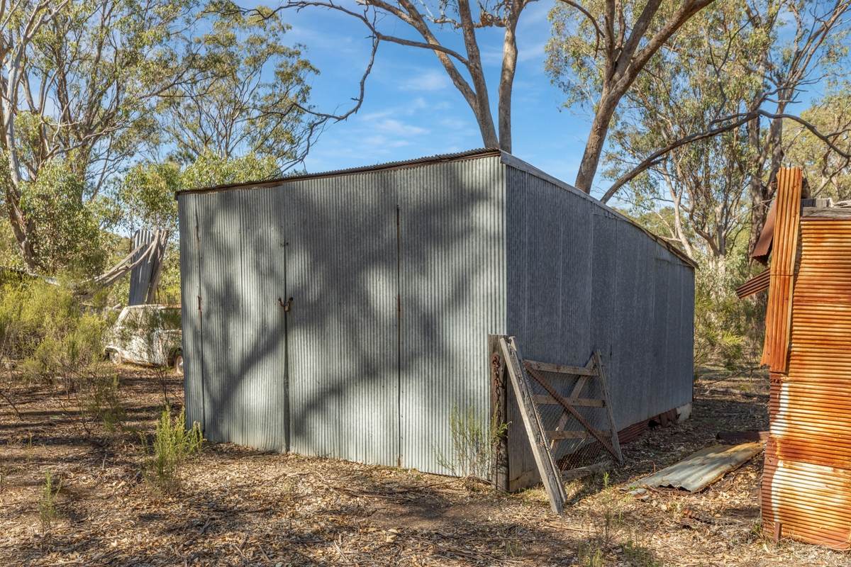 112 McKee Lane, Redcastle For Sale by Farmbuy.com - image 6