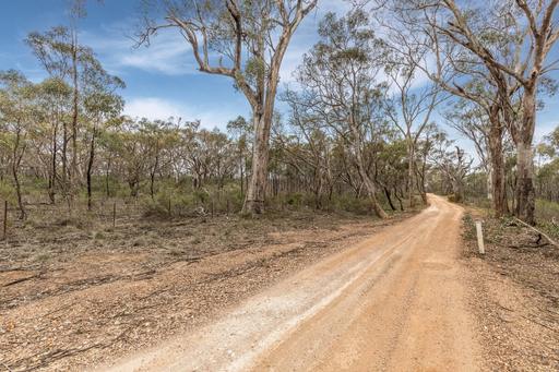 135 Chamberlain Road, Cornella VIC 3551