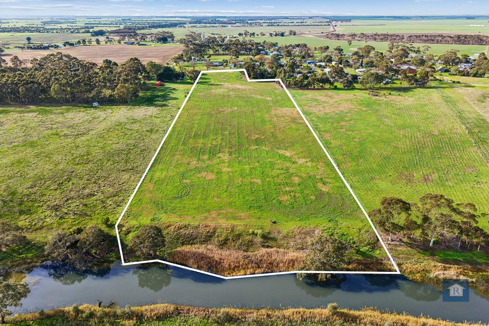 27 Yarima Road, Cressy For Sale by Farmbuy.com - image 4