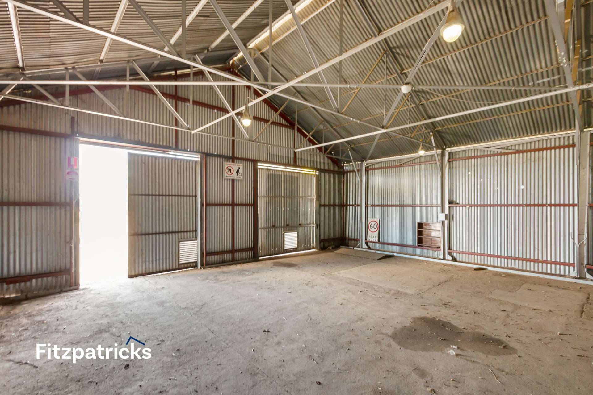 24 Lake Albert Road, Wagga Wagga For Sale by Farmbuy.com - image 14