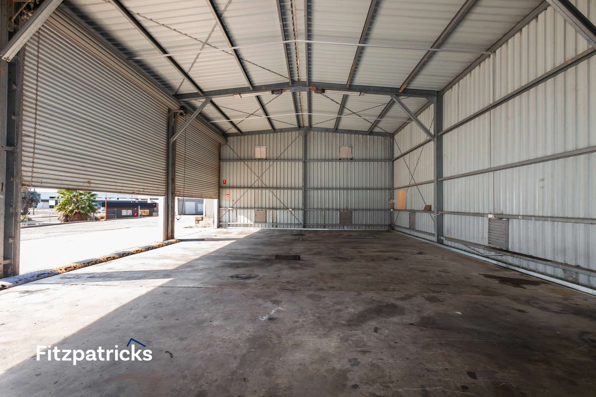 24 Lake Albert Road, Wagga Wagga For Sale by Farmbuy.com - image 15