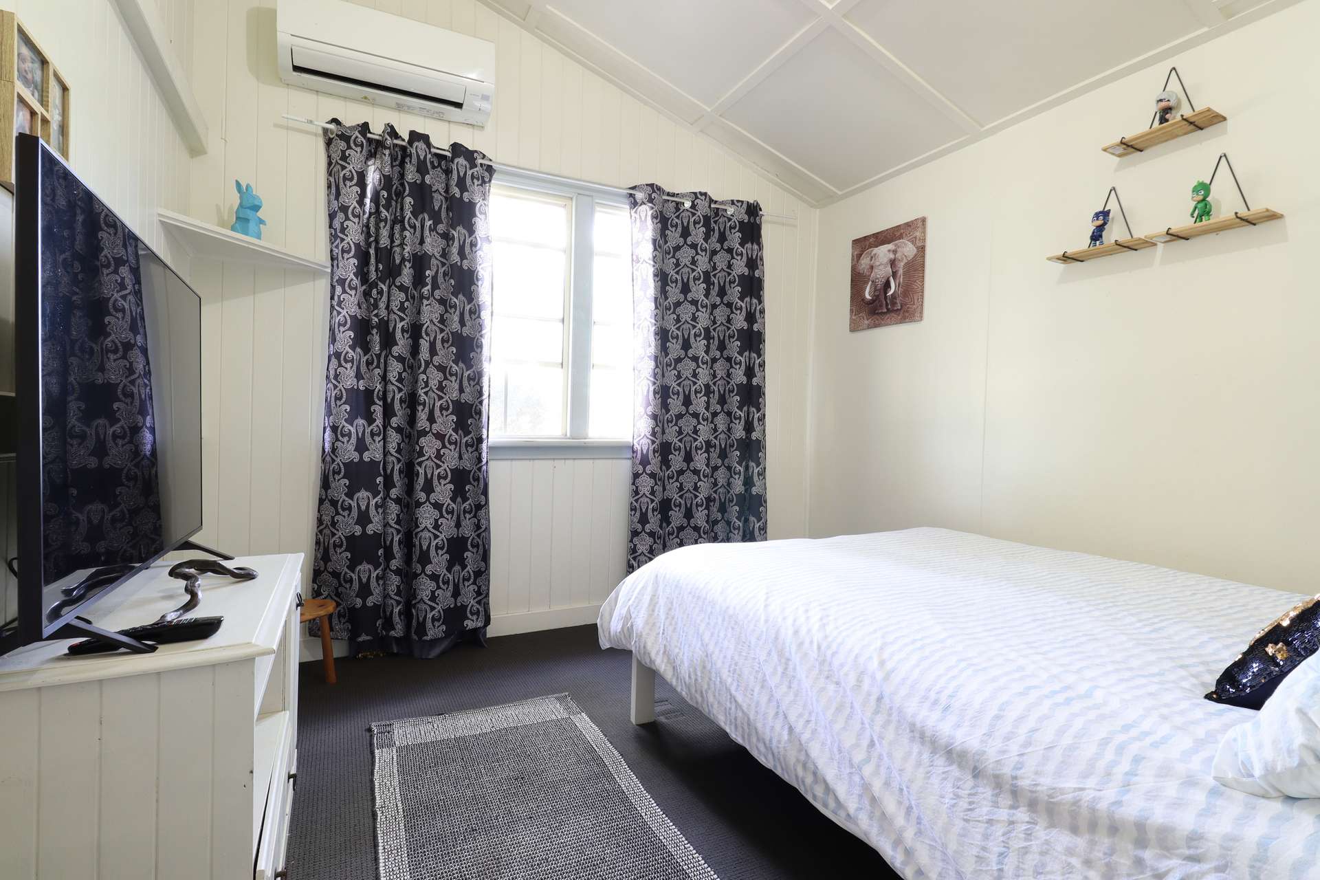 26 Calvale Road, Biloela For Sale by Farmbuy.com - image 7