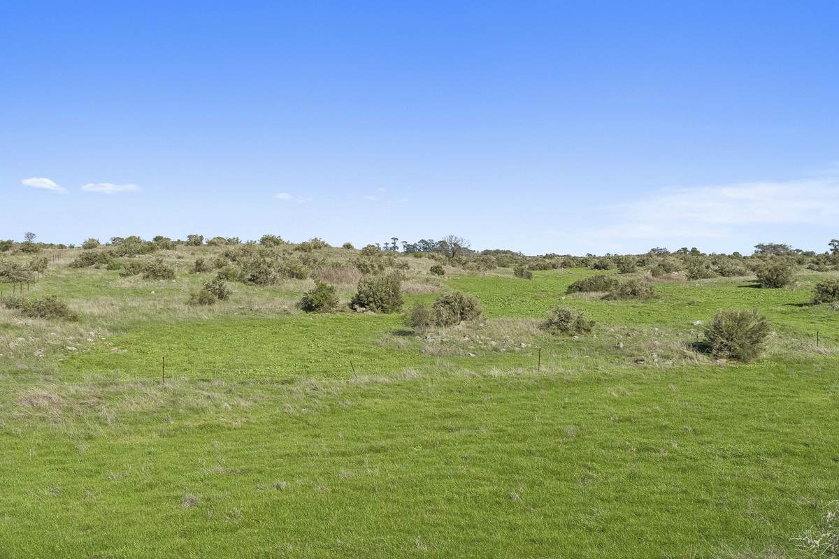 1840 Corangamite Lake Road, Dreeite For Sale by Farmbuy.com - image 27