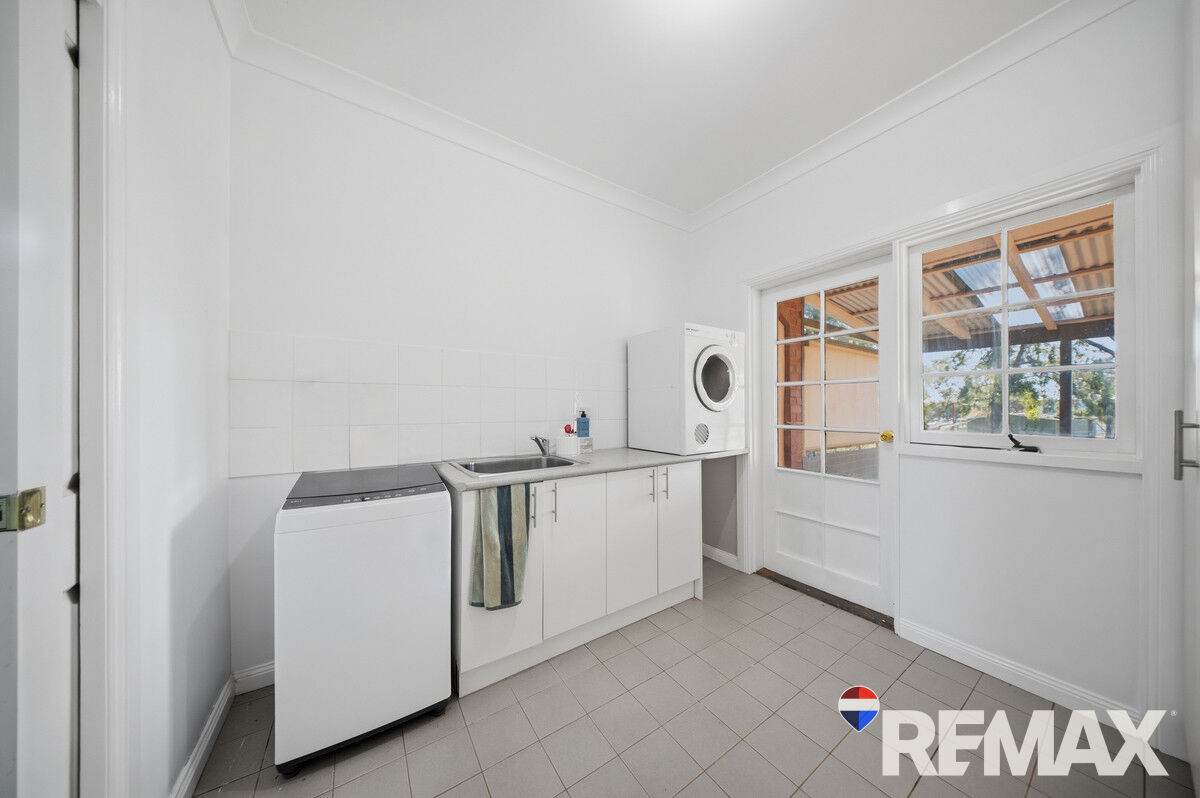52 Devlin Street, Coolamon For Sale by Farmbuy.com - image 15