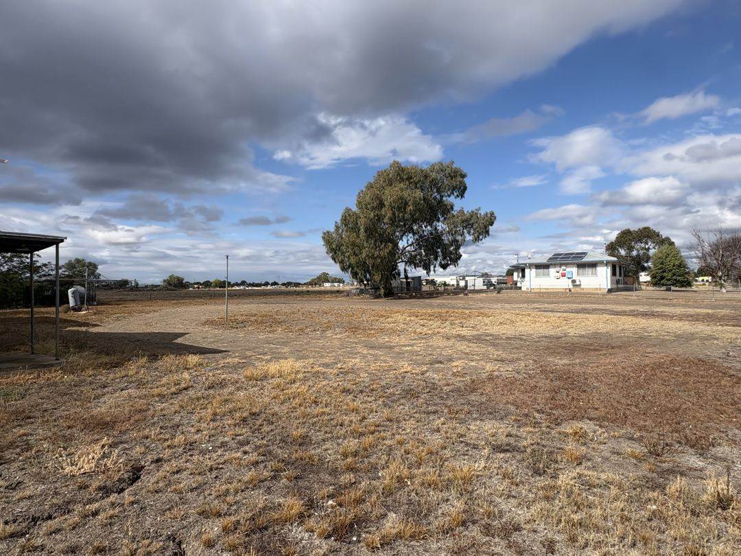 38 James Street, Moree For Sale by Farmbuy.com - image 2