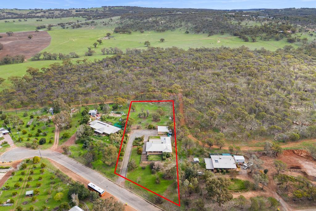 12 Purkiss Drive, Northam WA 6401