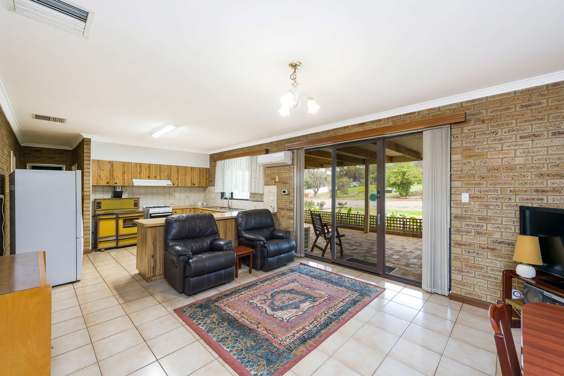 12 Purkiss Drive, Northam For Sale by Farmbuy.com - image 10