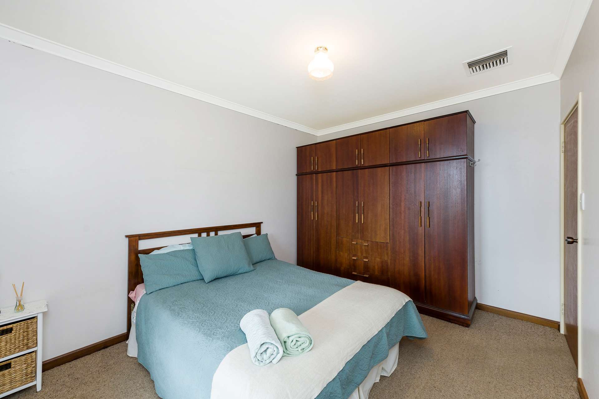 12 Purkiss Drive, Northam For Sale by Farmbuy.com - image 15