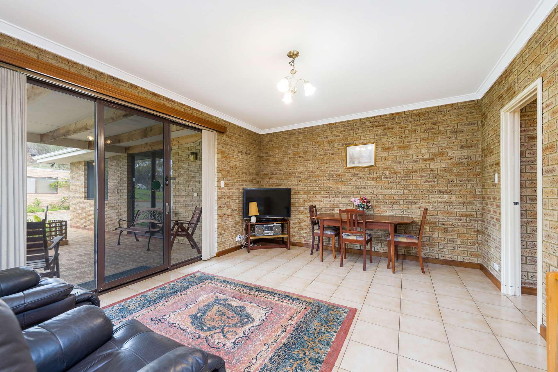 12 Purkiss Drive, Northam For Sale by Farmbuy.com - image 9