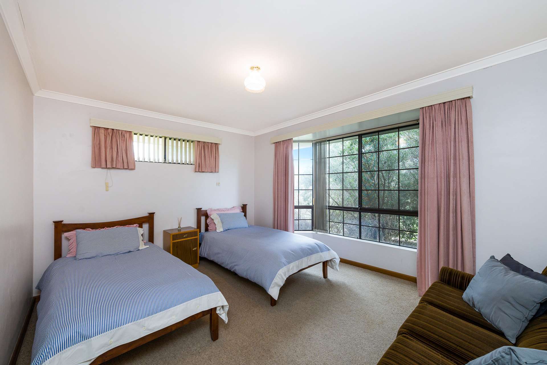 12 Purkiss Drive, Northam For Sale by Farmbuy.com - image 13