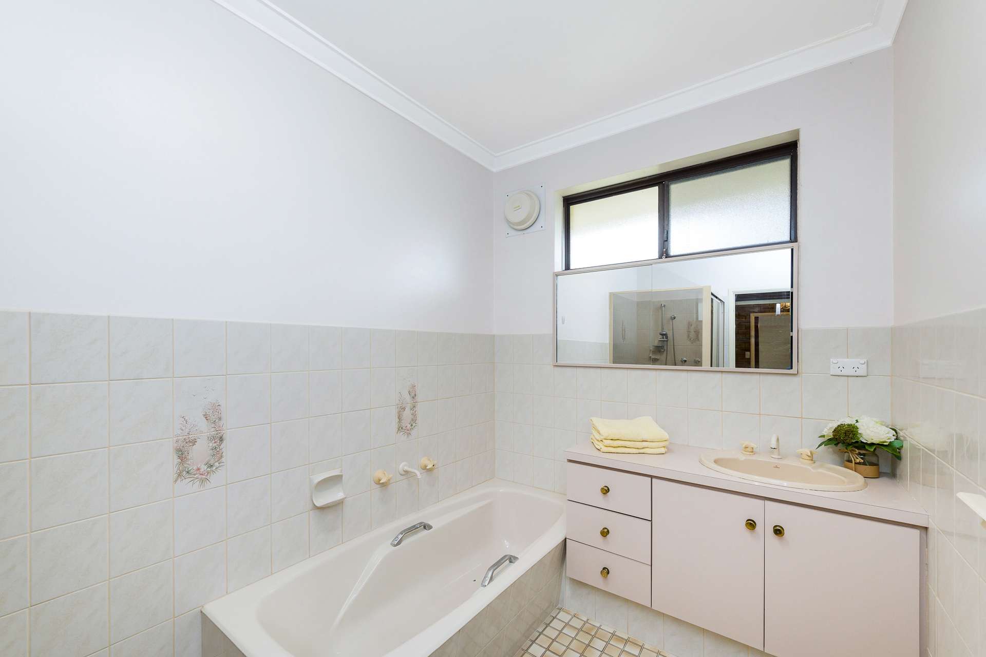 12 Purkiss Drive, Northam For Sale by Farmbuy.com - image 20