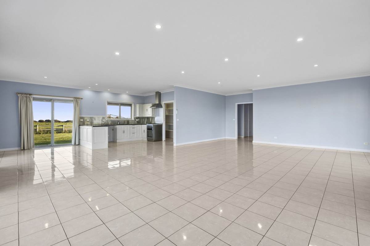 1019 Timboon-Peterborough Road, Heytesbury Lower For Sale by Farmbuy.com - image 19