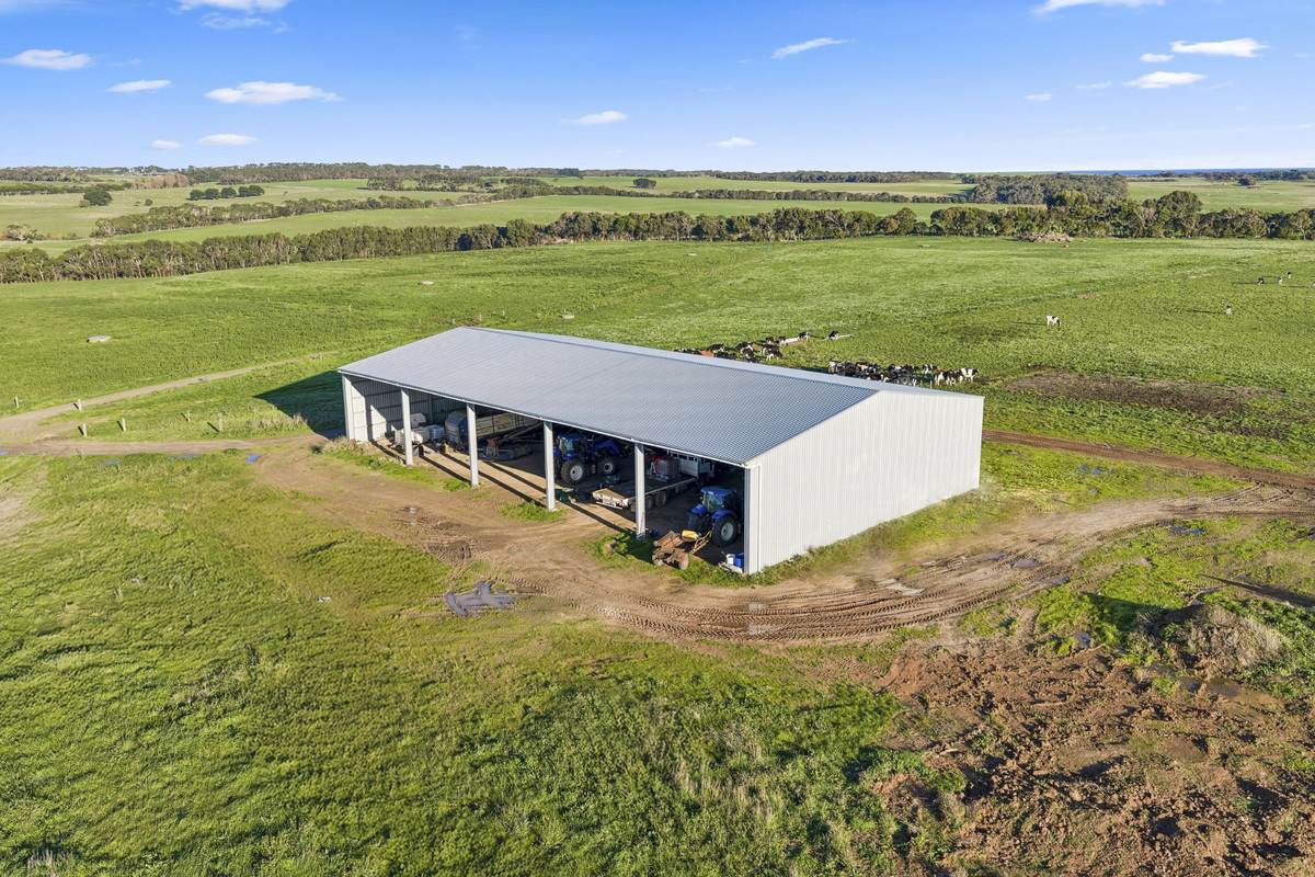 1019 Timboon-Peterborough Road, Heytesbury Lower For Sale by Farmbuy.com - image 15