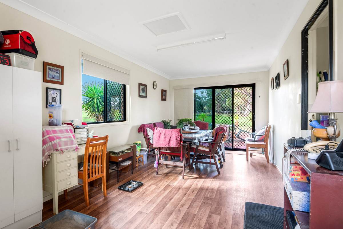 17 Bournes Road, Yangan For Sale by Farmbuy.com - image 17
