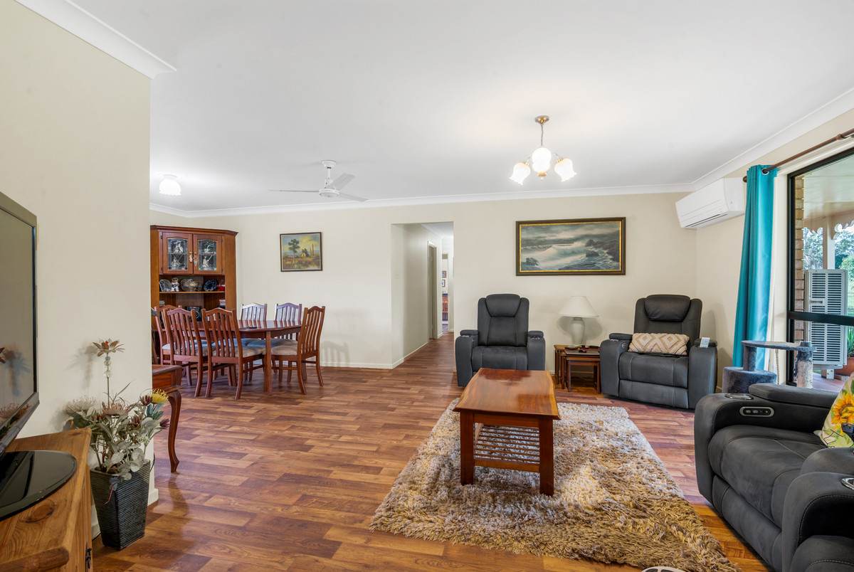 17 Bournes Road, Yangan For Sale by Farmbuy.com - image 9