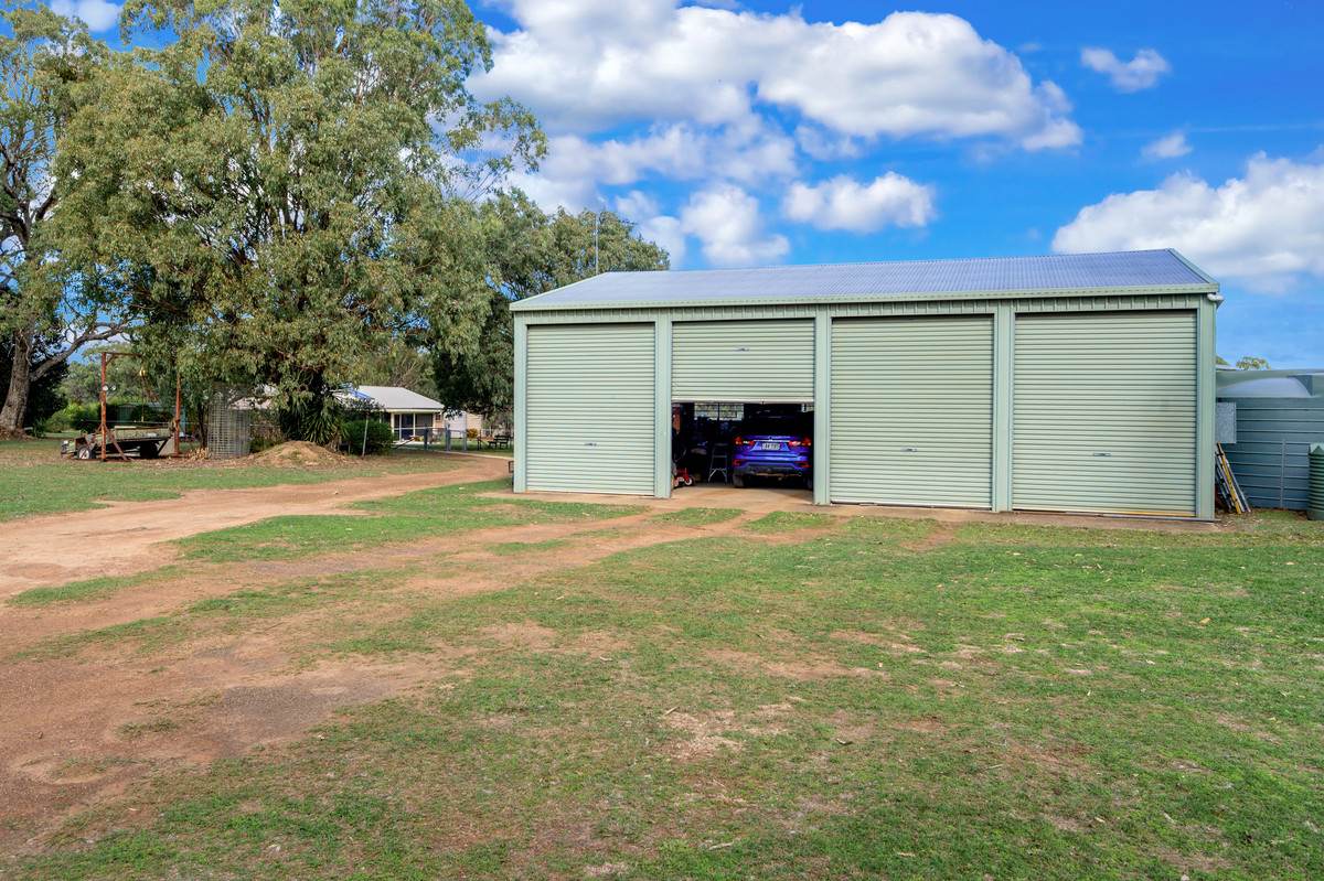 17 Bournes Road, Yangan For Sale by Farmbuy.com - image 18