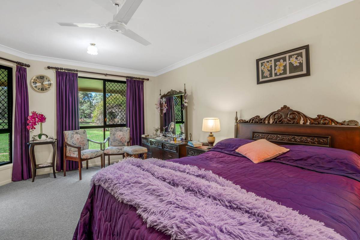 17 Bournes Road, Yangan For Sale by Farmbuy.com - image 11