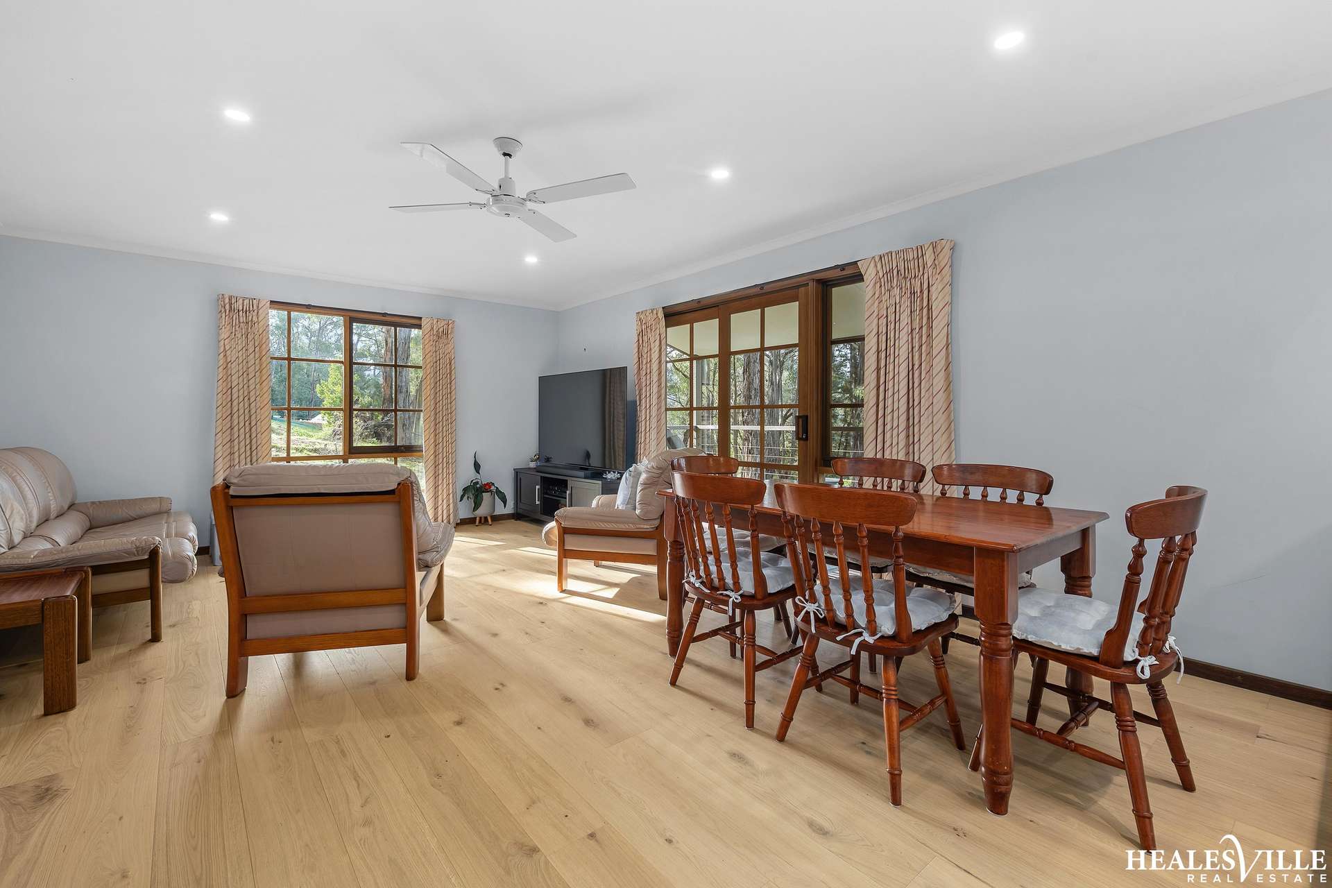 25 Centre Grove, Healesville For Sale by Farmbuy.com - image 10