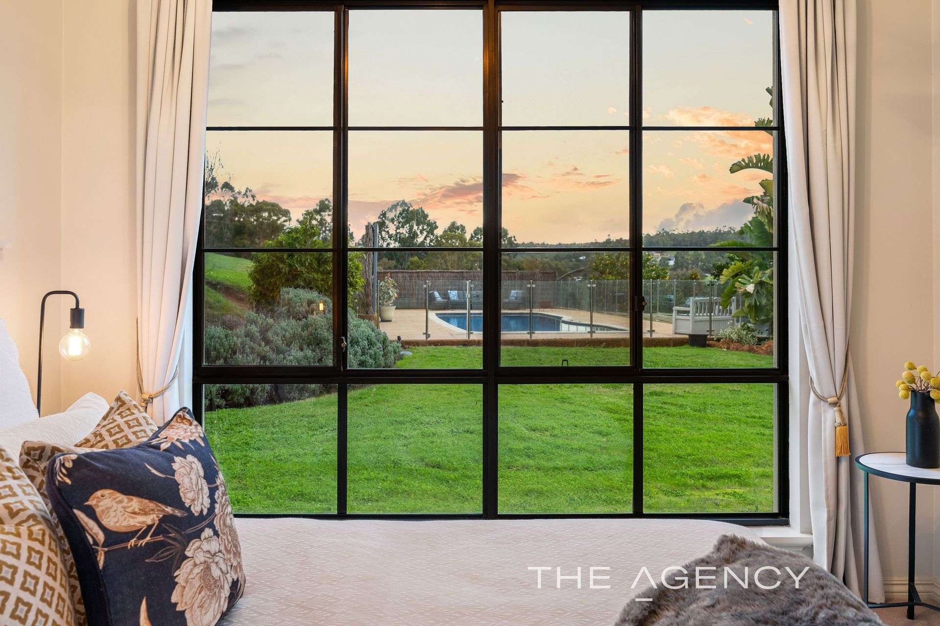 10 Walnut Road, Bickley For Sale by Farmbuy.com - image 26