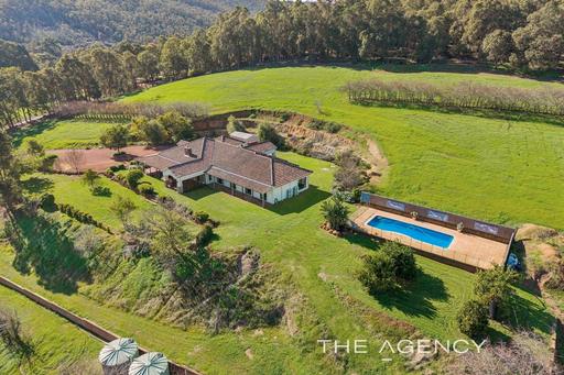 10 Walnut Road, Bickley WA 6076