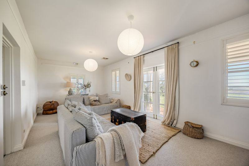 34 Mincham Road, Meningie For Sale by Farmbuy.com - image 5