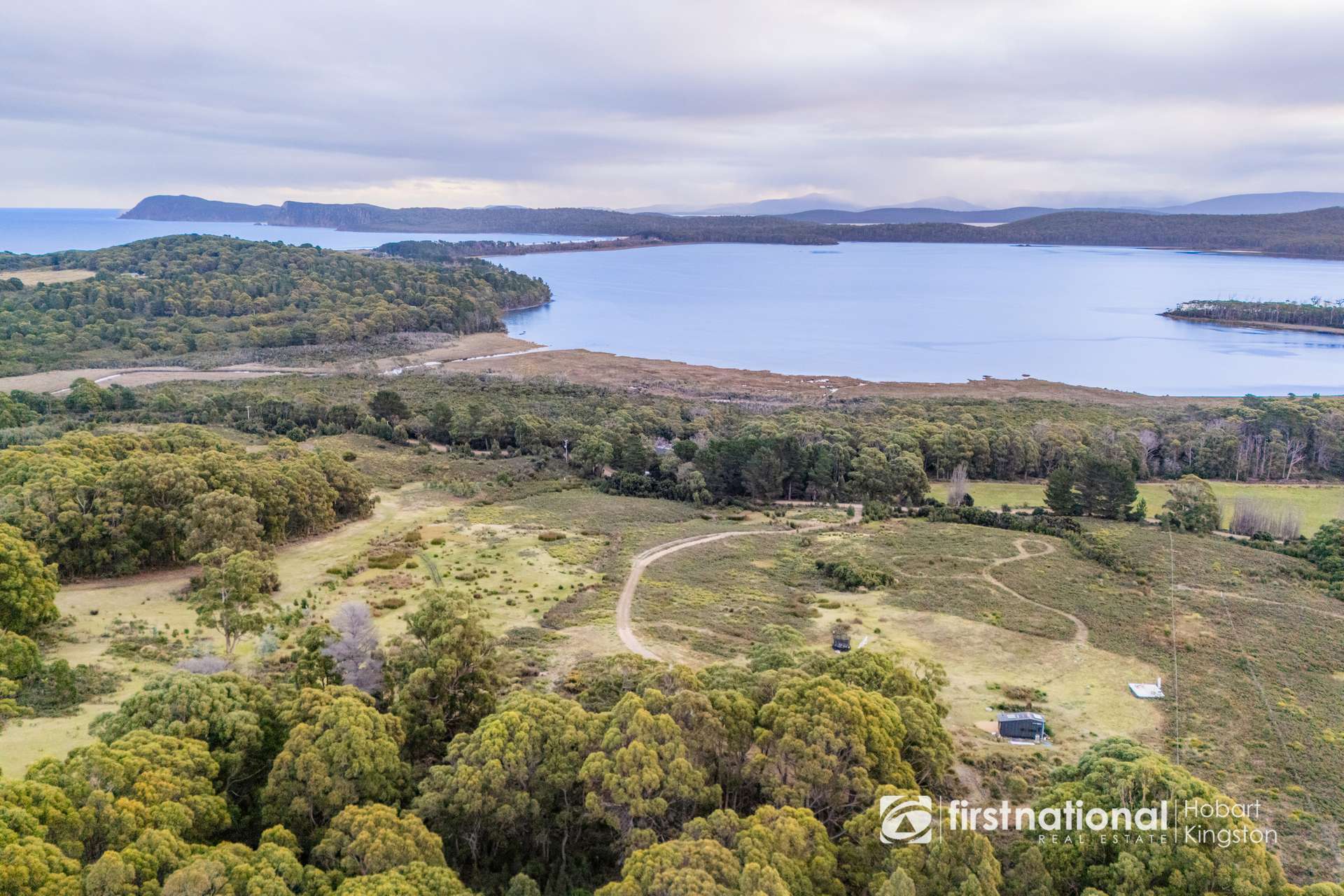 697 Cloudy Bay Road, South Bruny For Sale by Farmbuy.com - image 33