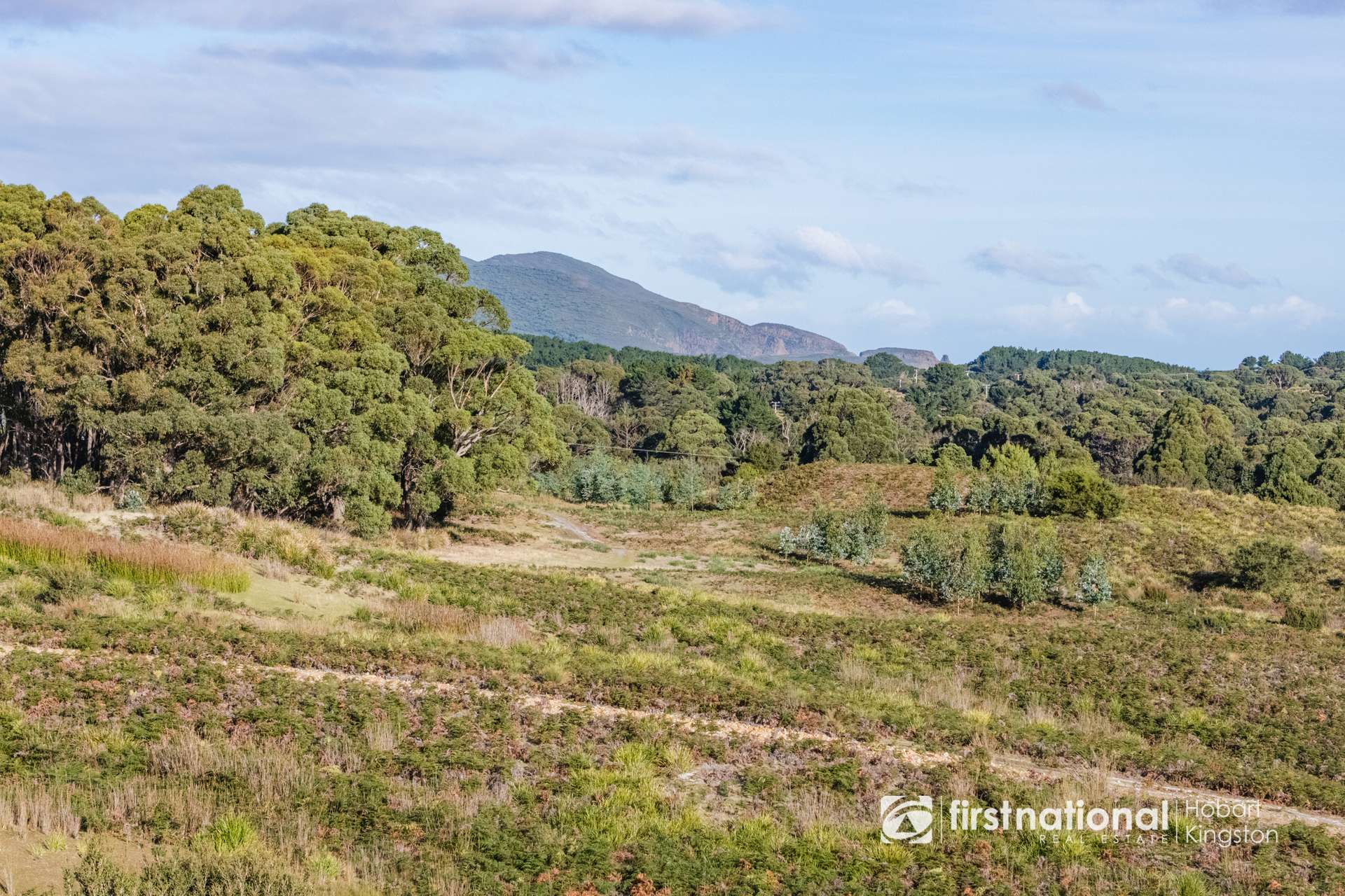 697 Cloudy Bay Road, South Bruny For Sale by Farmbuy.com - image 25