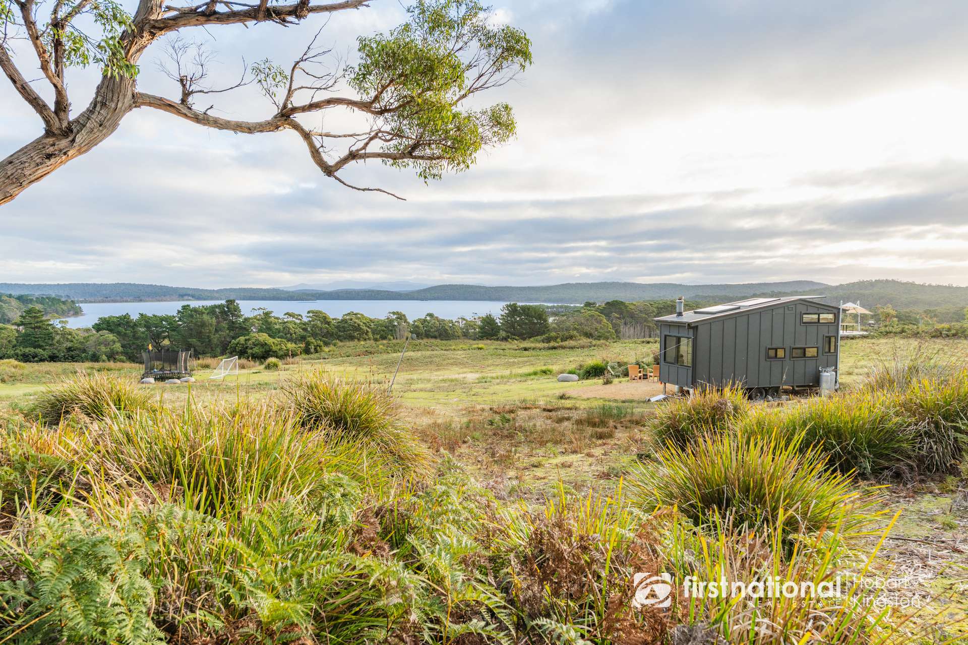 697 Cloudy Bay Road, South Bruny For Sale by Farmbuy.com - image 17