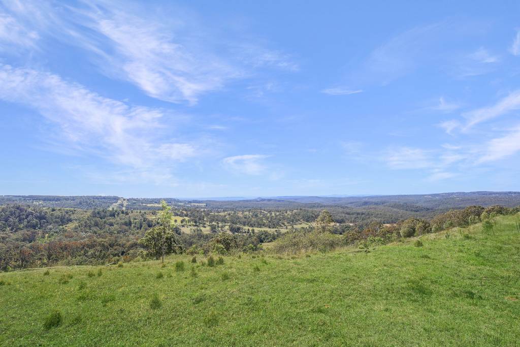 21 Hampton View Court, Hampton QLD 4352