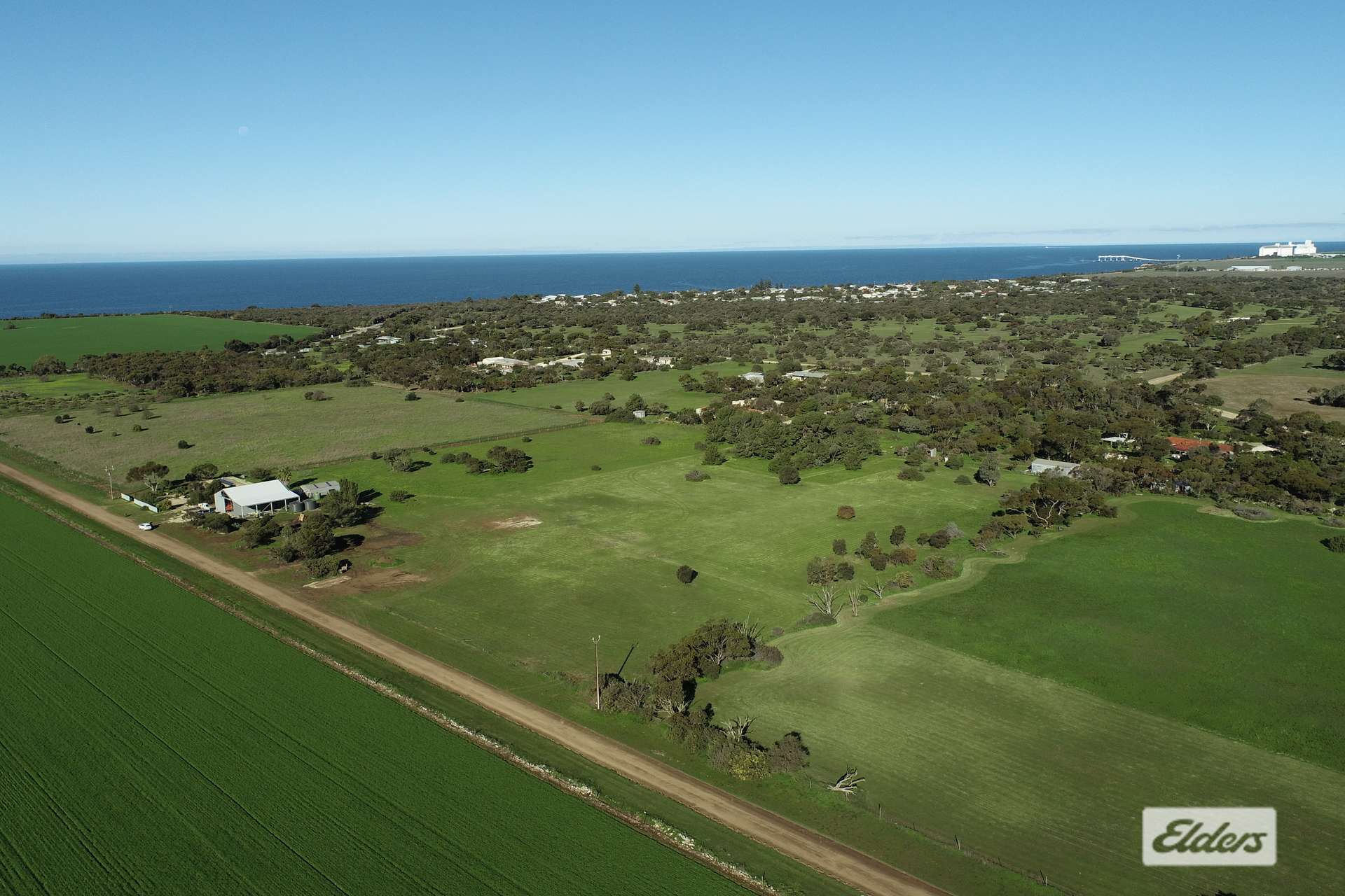 Wool Bay For Sale by Farmbuy.com - image 6