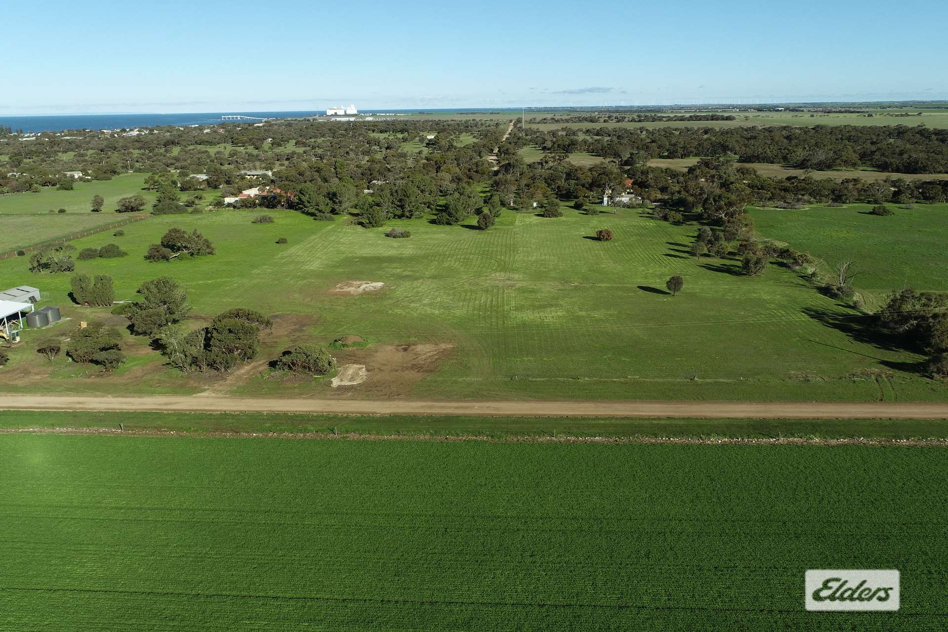 Wool Bay For Sale by Farmbuy.com - image 8