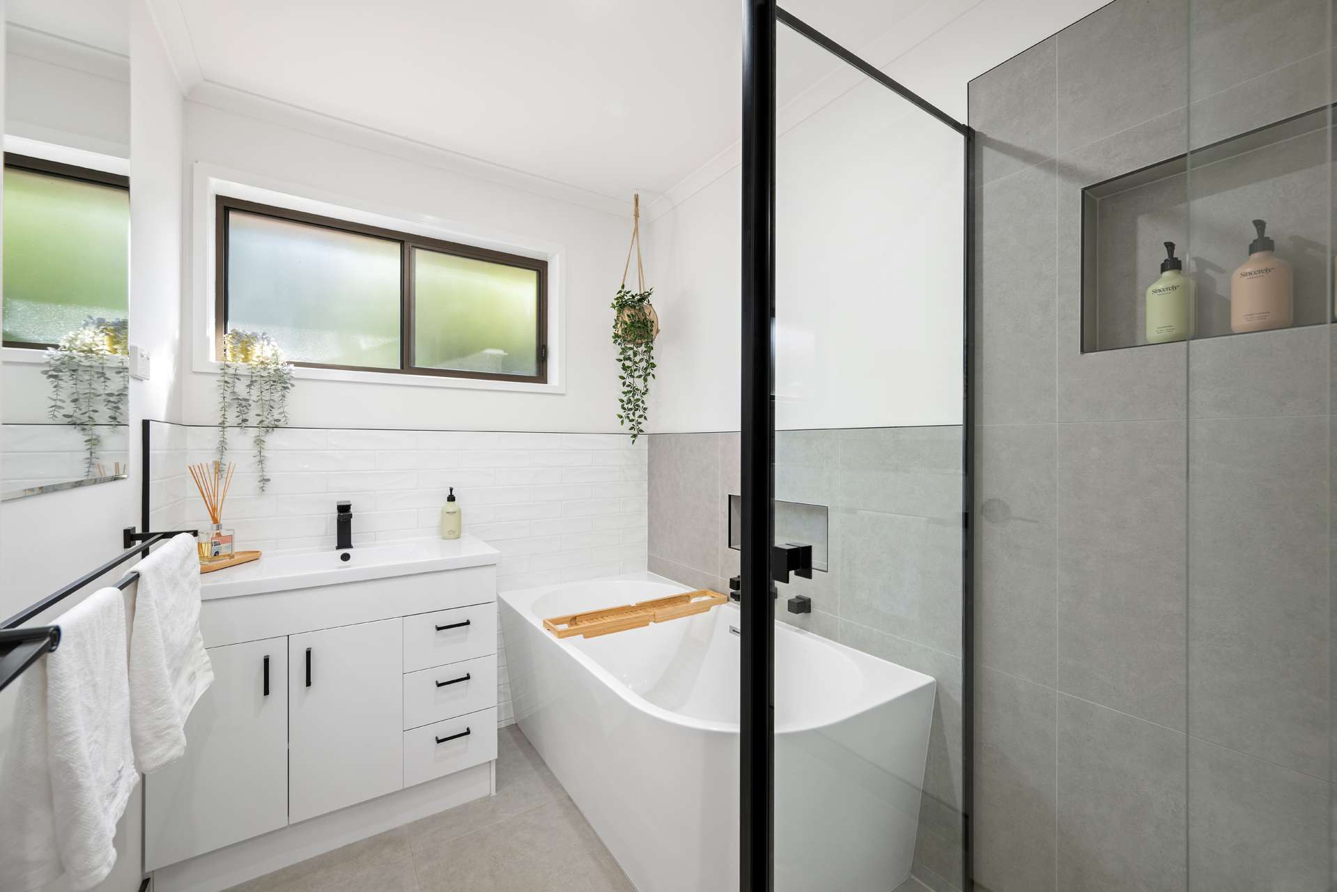 124 Moore Lane, Lurg For Sale by Farmbuy.com - image 19