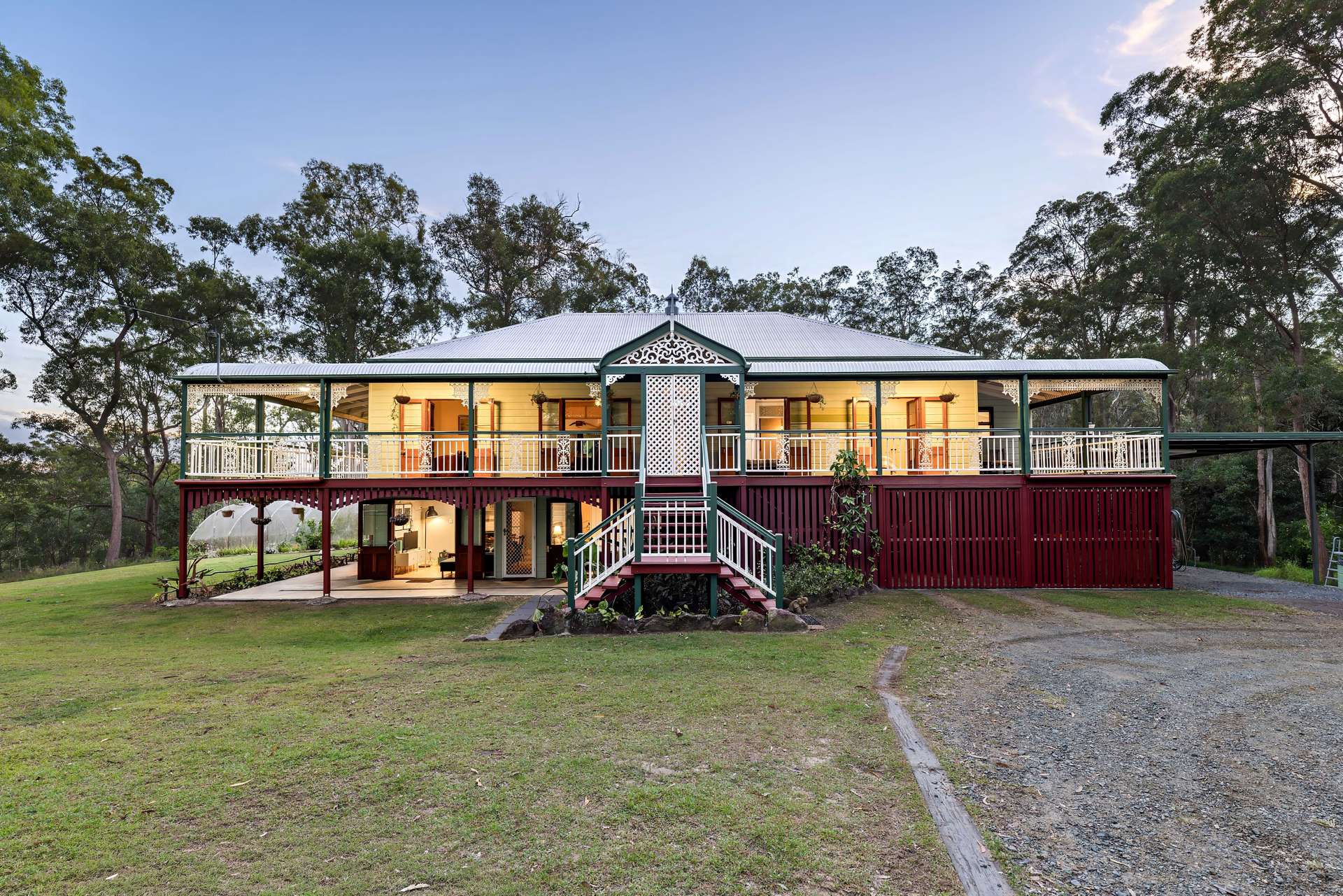 10 Westridge Close, The Palms For Sale by Farmbuy.com - image 1