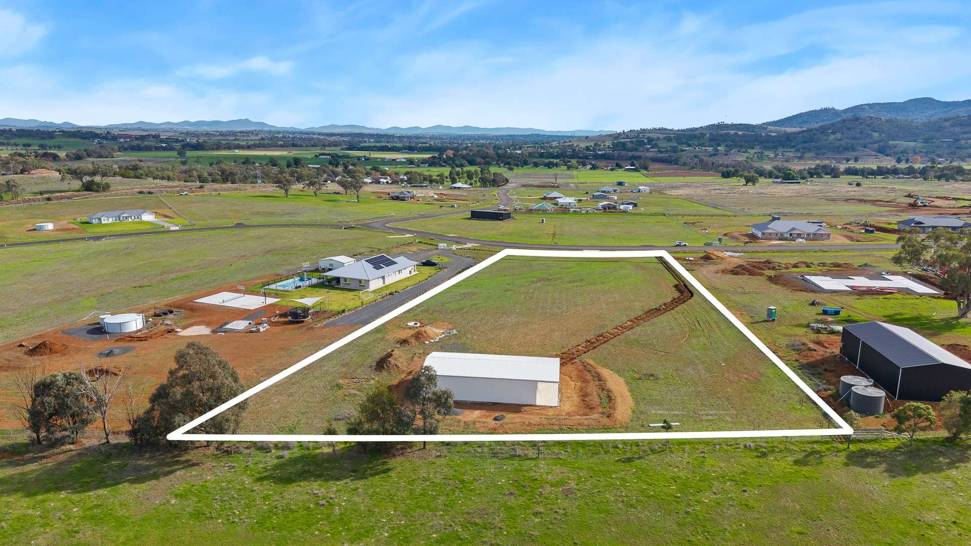 20 Premiers Street, Tamworth For Sale by Farmbuy.com - image 4