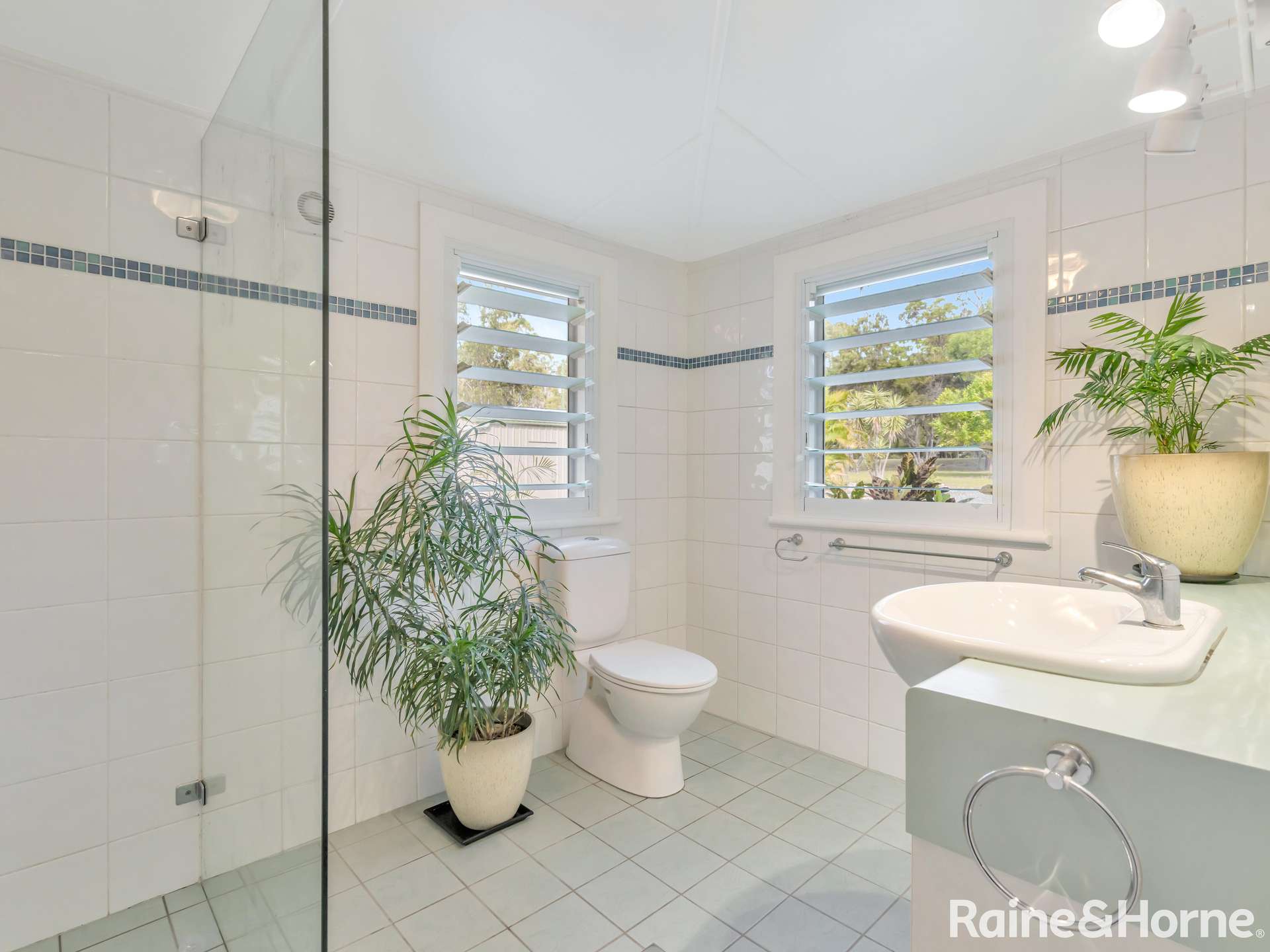 65 Park Drive, Ashby Heights For Sale by Farmbuy.com - image 12