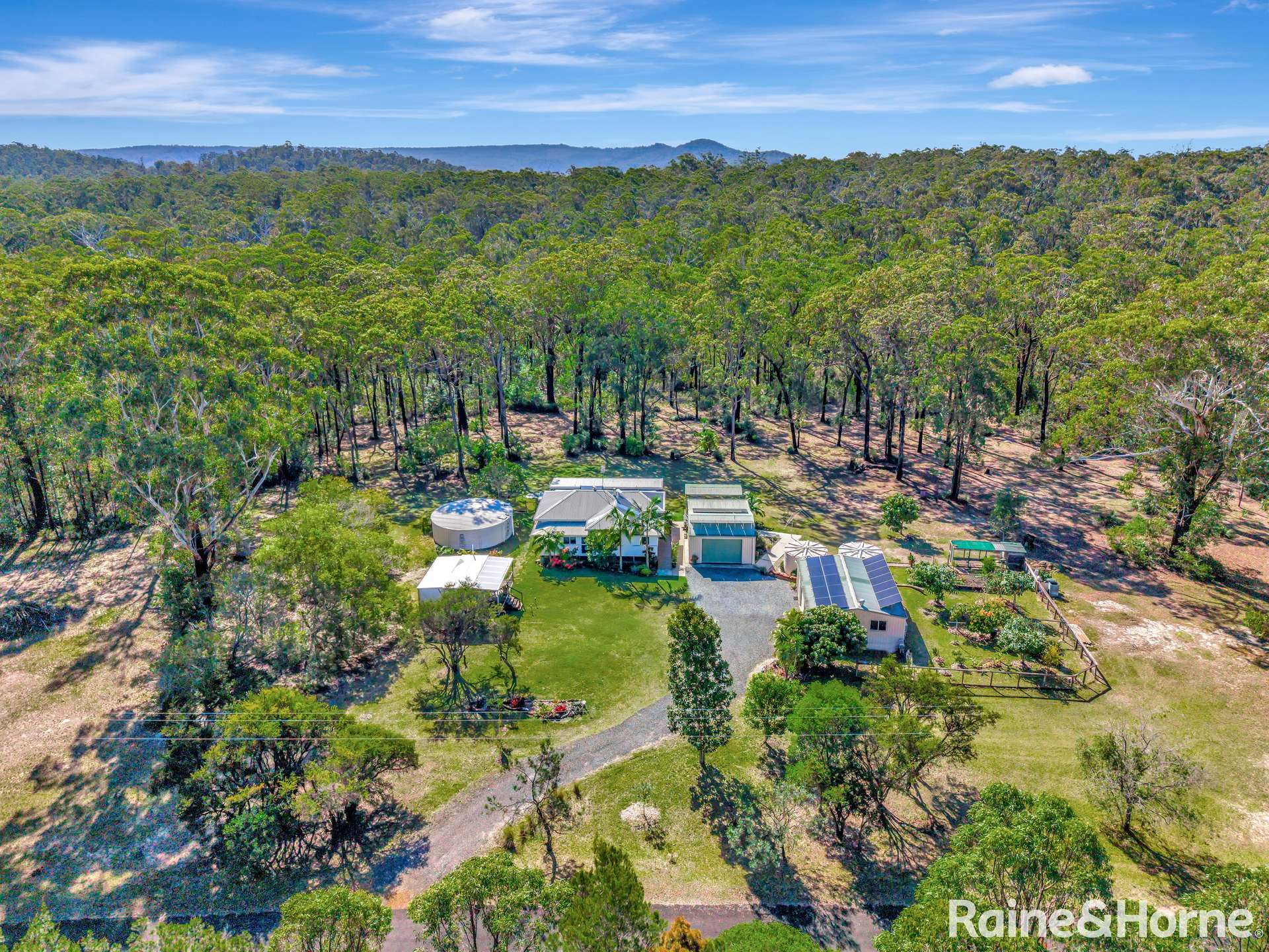 65 Park Drive, Ashby Heights For Sale by Farmbuy.com - image 3